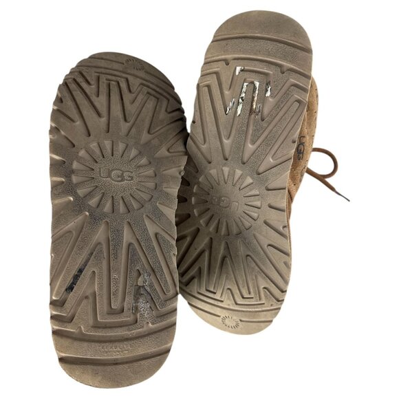 UGG Neumel Embossed All Over Logo Chukka Boots Chestnut Brown Suede MENS Size 10 - Picture 8 of 12